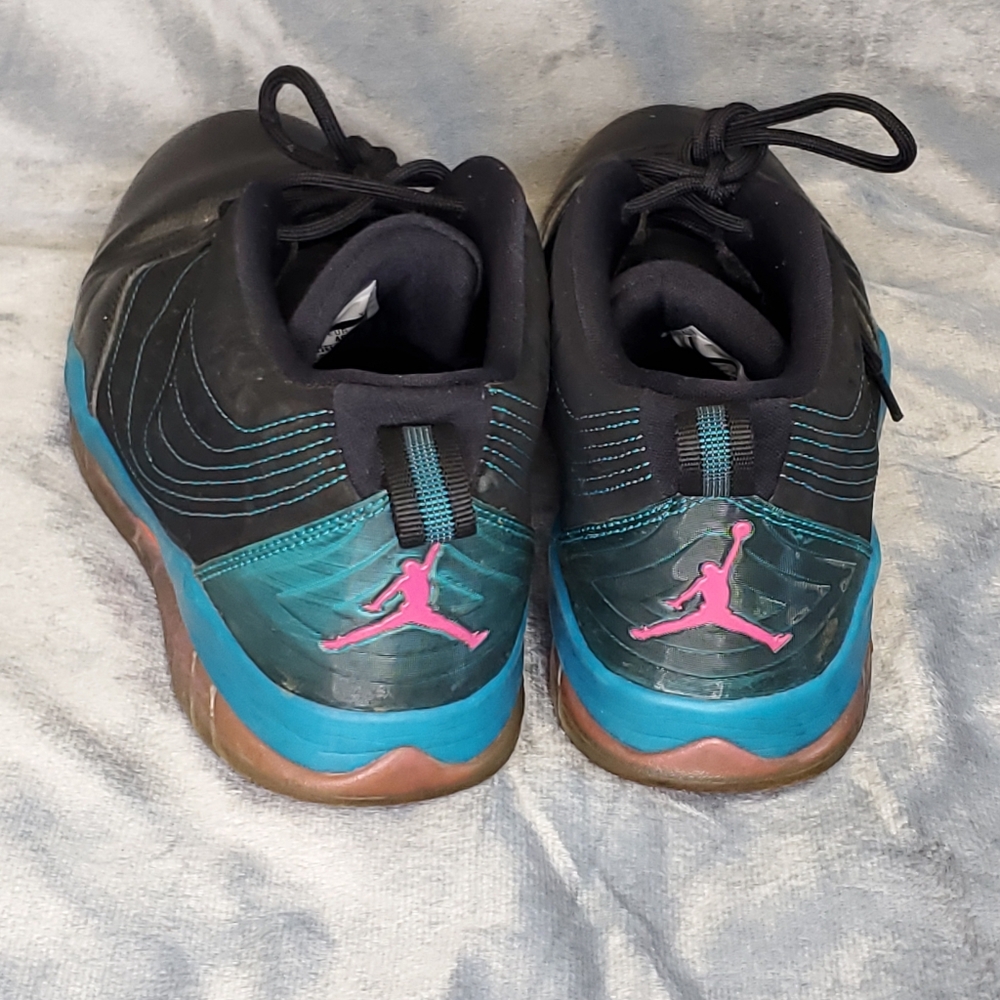 Jordan Velocity | Black Fusion Pink, Teal, and Orange